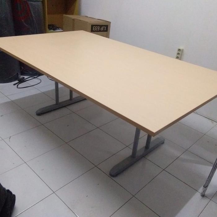 meja meeting meja rapat indachi Casa series DMT kaki besi