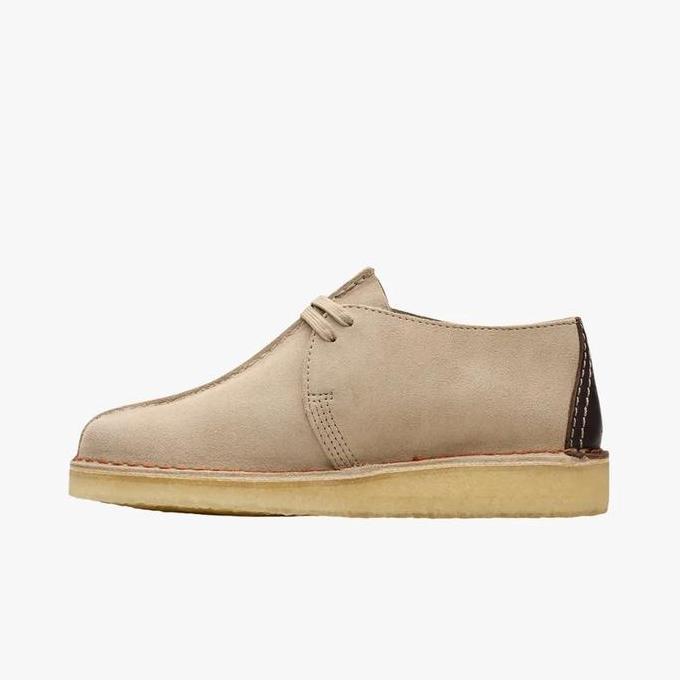 Ready CLARKS Desert Trek Original Sneakers Pria Leather - Sand Suede