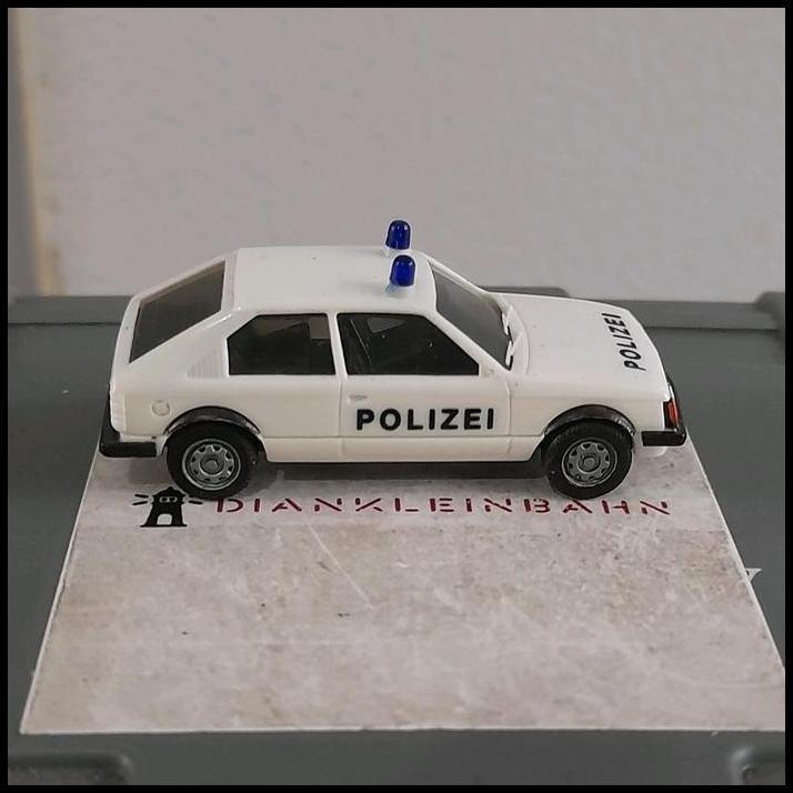 TERBARU HERPA SKALA 1:87 - OPEL KADETT BERLINA SR PUTIH (HP106) 
