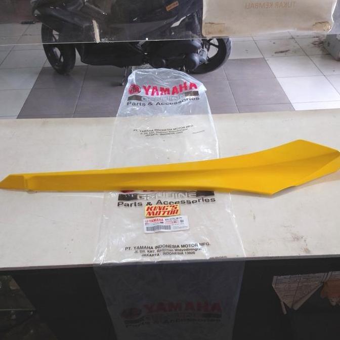 Mole Side Sirip Mole Side Sirip Xmax B74 Kuning X-Max Kiri B74-F171L-P3