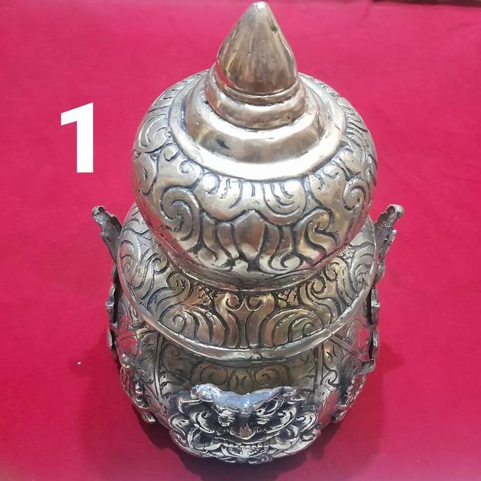 BARANG ANTIK MAHKOTA RAJA BAHAN KUNINGAN SARI