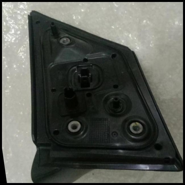 TERLARIS DUDUKAN KAKI SPION MOBIL SIGRA CALYA SEBELAH KANAN. 