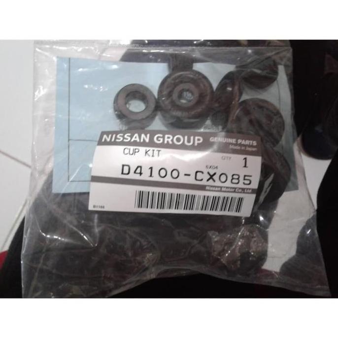 GRAND LIVINA SEAL REM BELAKANG NISSAN L10 D4100-CX085 ORI