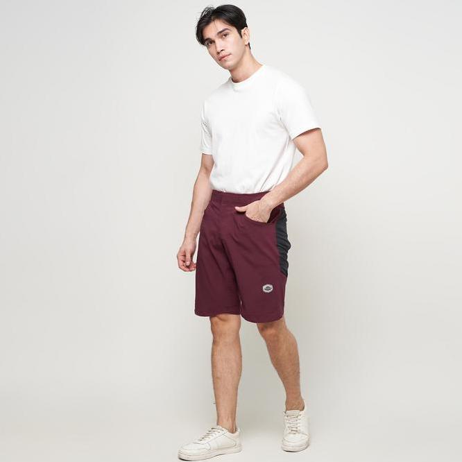 Celana Pendek Makalu Celana Pendek Makalu Revoldia