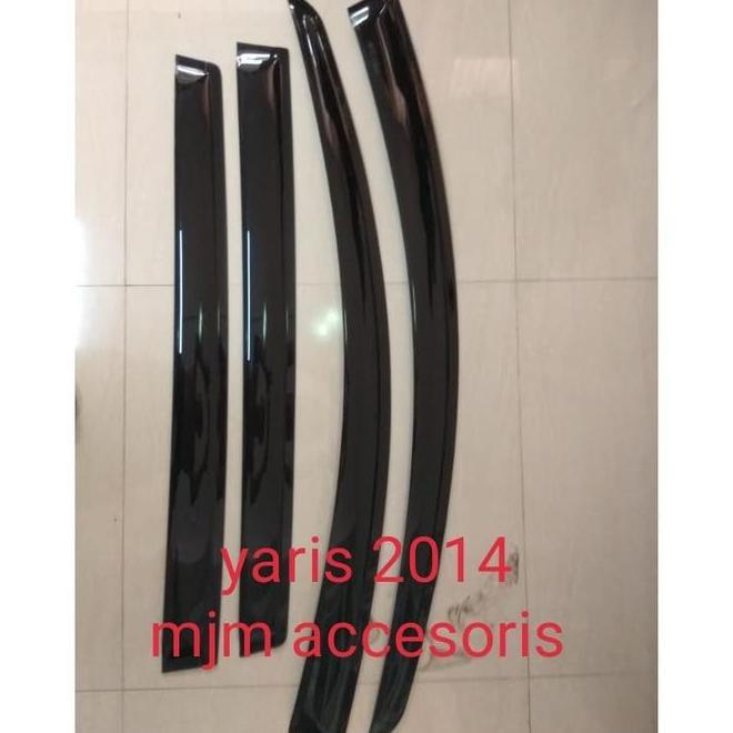 Talang Air Toyota Yaris 2014 All