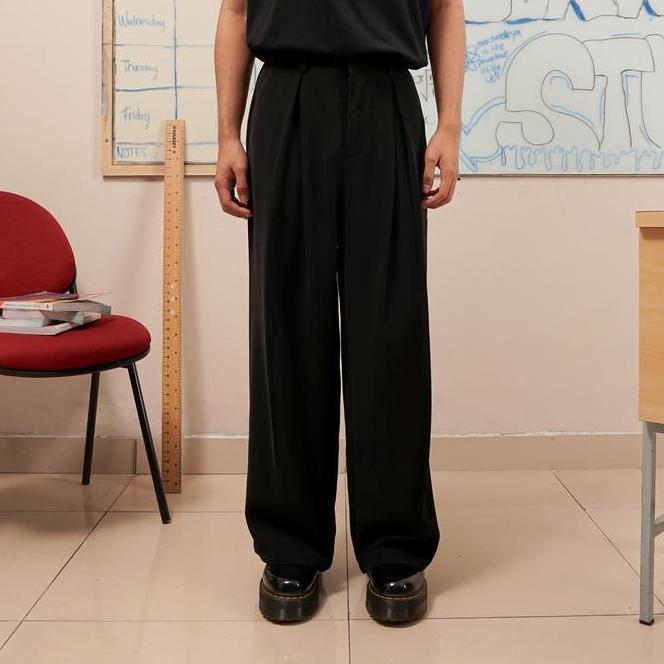 Hierarchy Studios Unruled Hierarchy Studios Unruled Black Black - Tuck Slacks Trousers