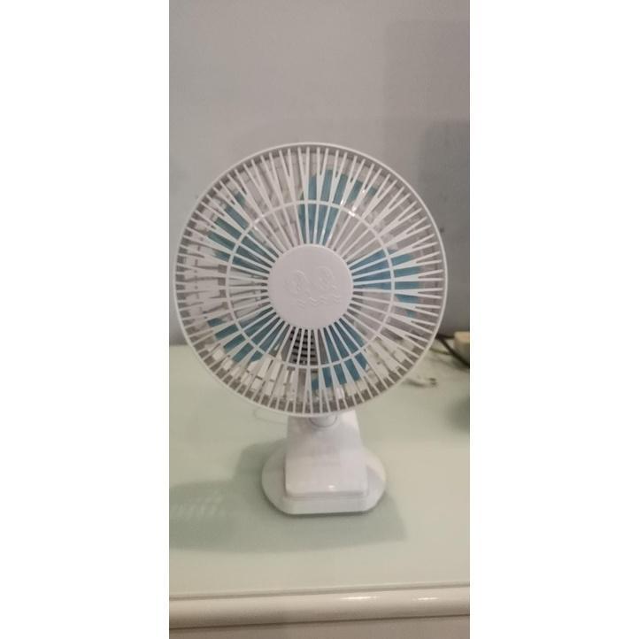 cuci gudang kipas angin jepit 8 inch qq 1788 kipas angin meja, duduk / kipas angin kecil / kipas ang