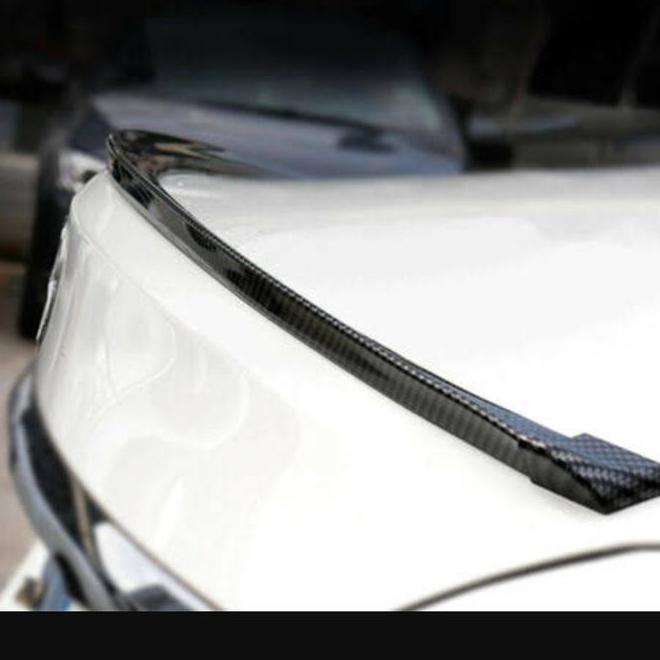 Spoiler Ducktail Universal Mobil