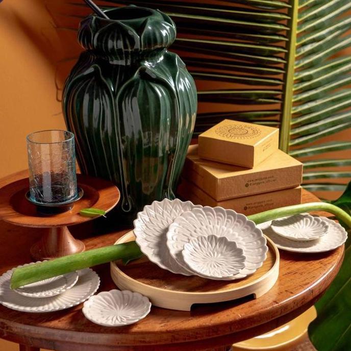 Bread & Butter Plate Set / Set Piring Kue Jenggala Motif Gemitir Putih