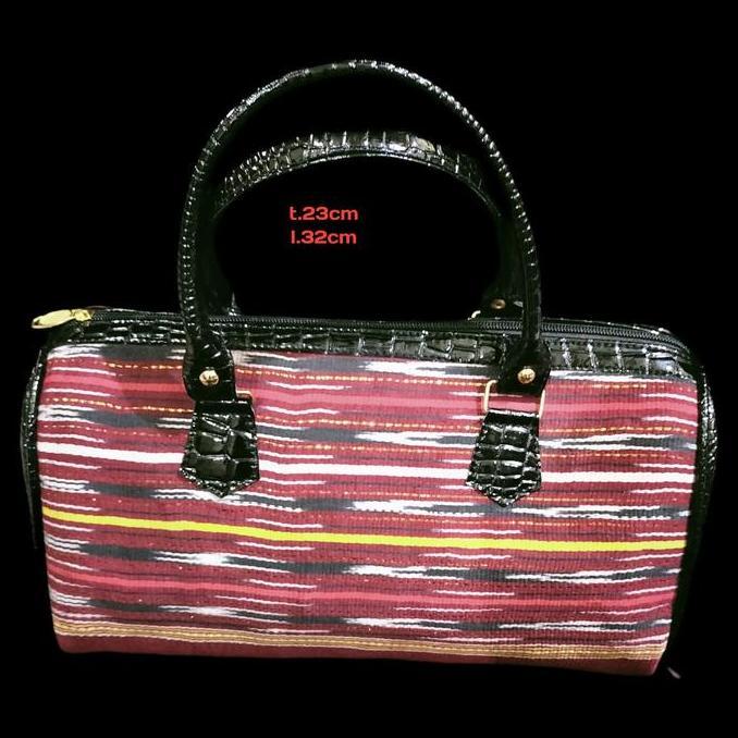 Tas wanita bahan ulos batak