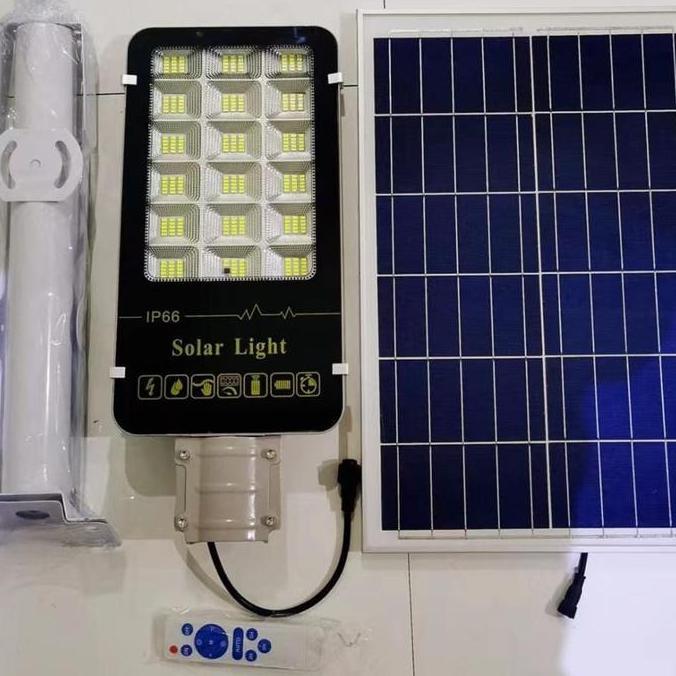 Lampu jalan PJU panel surya solar sel 600w 600watt lampu solar