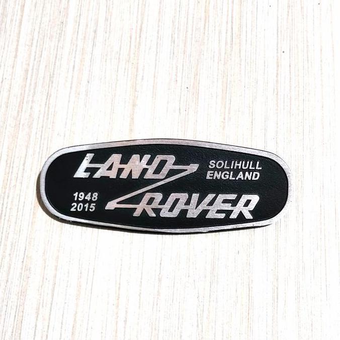 Peneng plat land rover