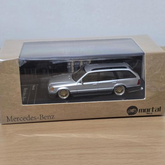 New  Mortal Mercedes Benz S124 Velg Gold G63 Silver Diecast Koleksi Mobil Mainan Mini Scale 1/64