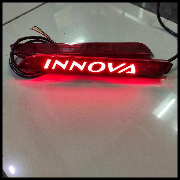DISKON LAMPU REFLEKTOR BUMPER BELAKANG MOBIL TOYOTA INNOVA LAMA 2005-2015 TULISAN INNOVA 