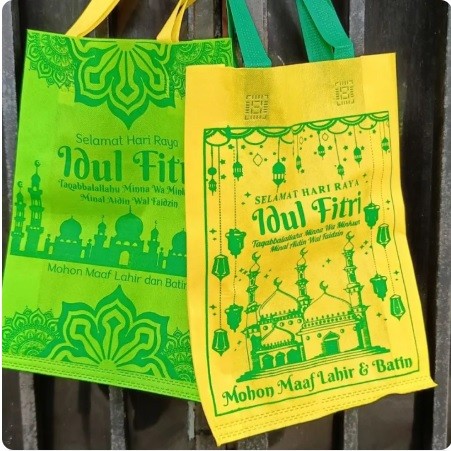 Tas Kain Spunbond Goodie Bag 30x40 Lebaran Idul Fitri Tali Lipatan Polos Print