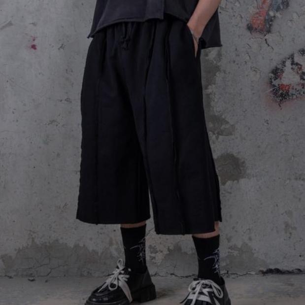 Hierarchy Studios Typewriter Hierarchy Studios Typewriter Black Black - Fleece Jorts