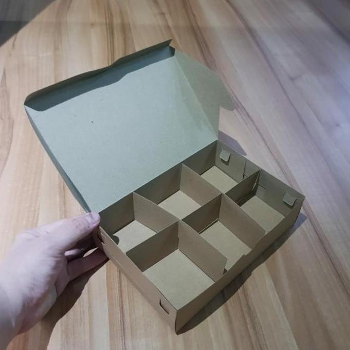 Dus coklat uk. 22x15x5.5 cm utk eggtart / fruit pie tart isi 6 pcs