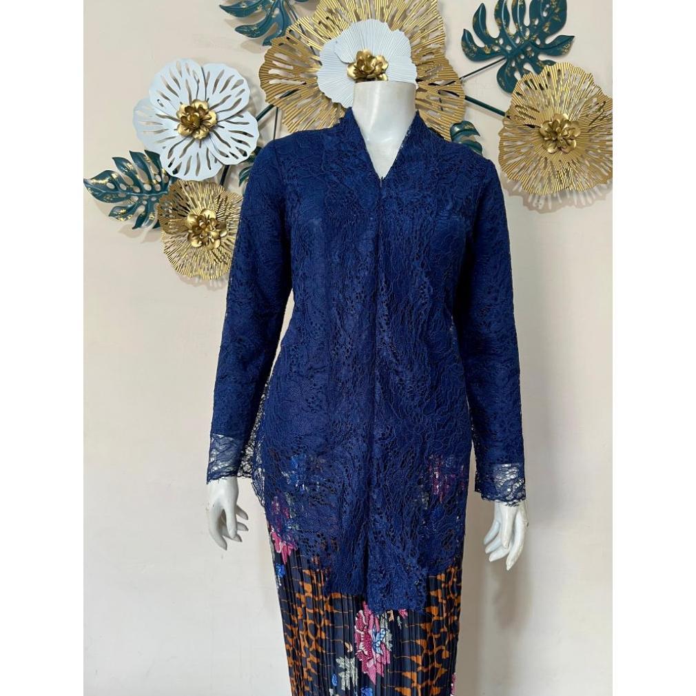 BEST SELLER ATASAN KEBAYA BROKAT ENCIM/KEBAYA KARTINI PENDEK/KARTINI PENDEK/MODEL BARU/KEBAYA MURAH/