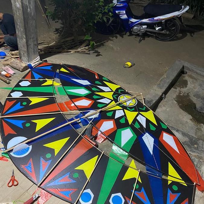 Pegon Ceper Motif Meteor Jatuh Penuh Rembulan ukuan 2.5m Dewasa Asli