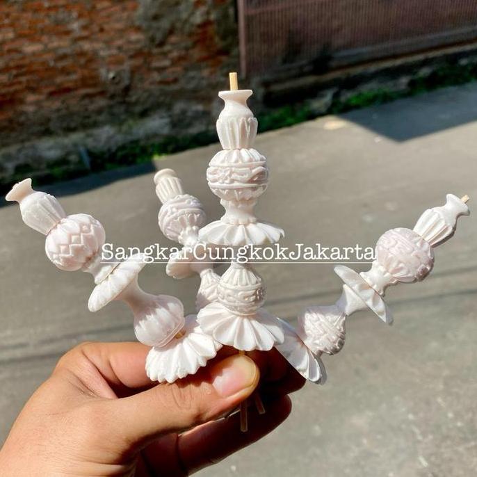 Pion Ukir Sangkar Cungkok Pleci Bahan Resin Isi Crown Ukir