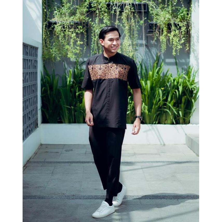 Bastoh Baju Koko Pria Bordir Izmir Hitam