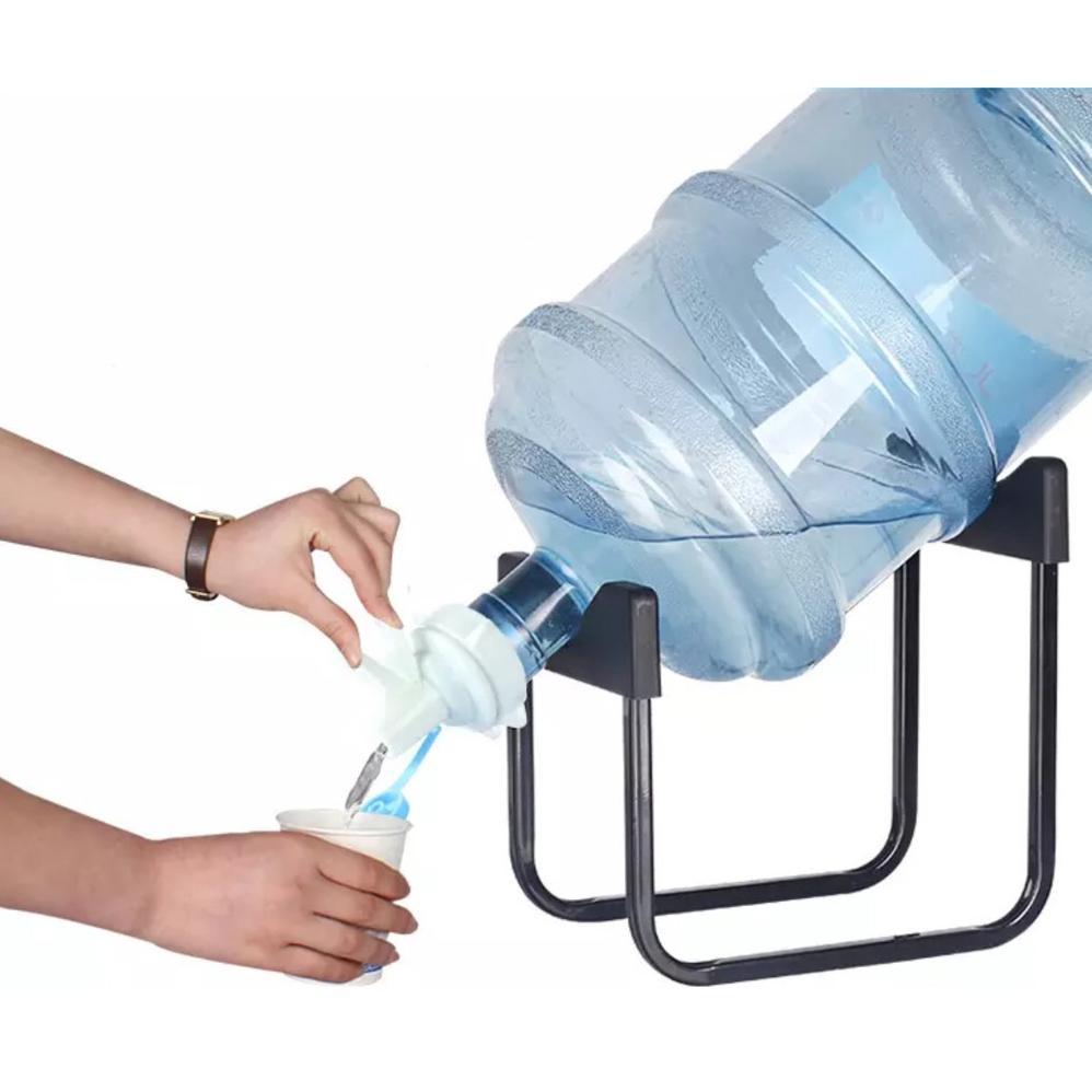 Rak kaki galon besi dengan kran air