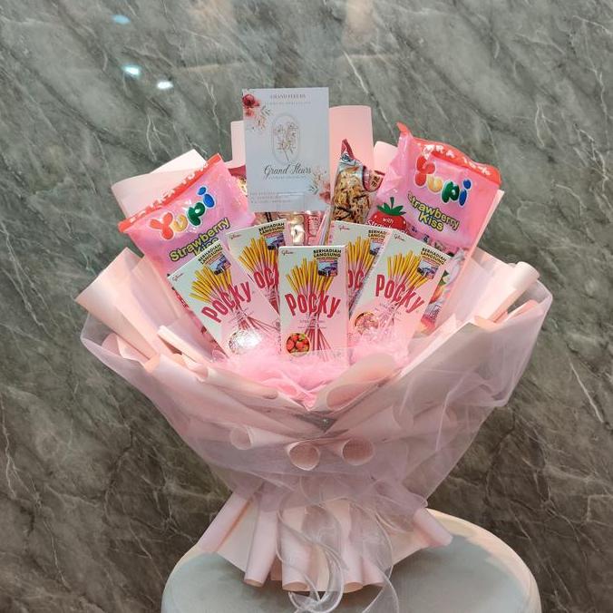 Pink snack bouquet buket snack buket makanan hadiah