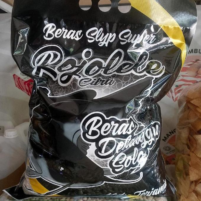paket beras 5kg + minyak 600ml Rice