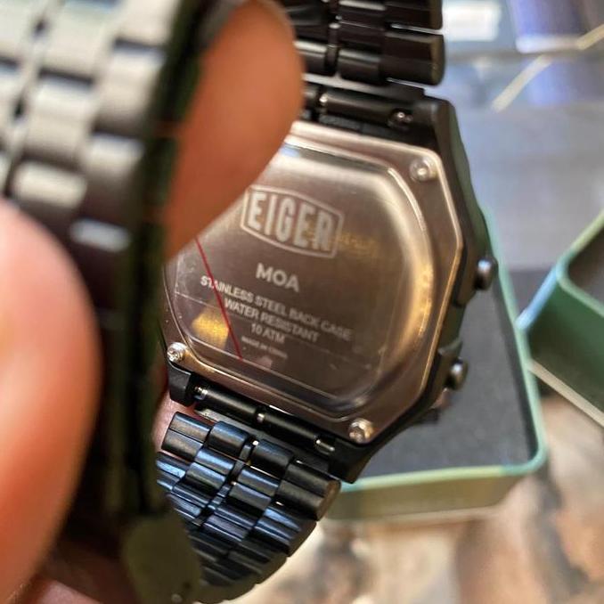EIGER JAM TANGAN PRIA MOA RETRO DIGITAL WATCH