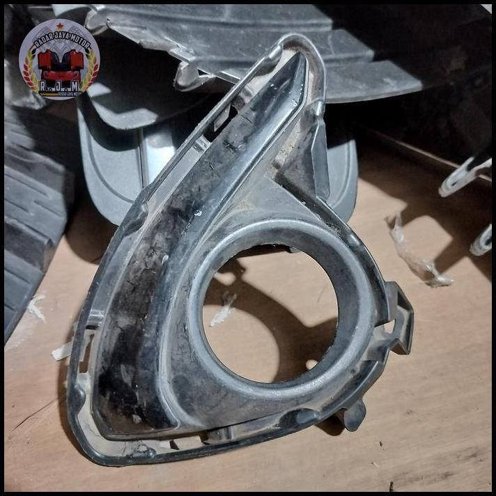 TERBARU COVER FOGLAMP RH/KANAN MAZDA 2 SKYACTIV TAHUN 2015-20219 ORIGINAL PART 