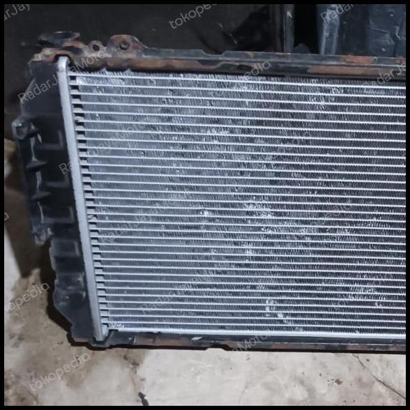 TERLARIS RADIATOR SUZUKI CARRY FUTURA ORIGINAL PART DI RJM