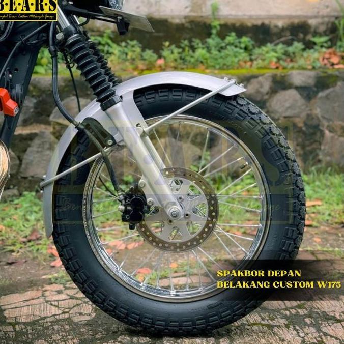 Spakbor Custom Kawasaki W175 British Style PnP Handmade