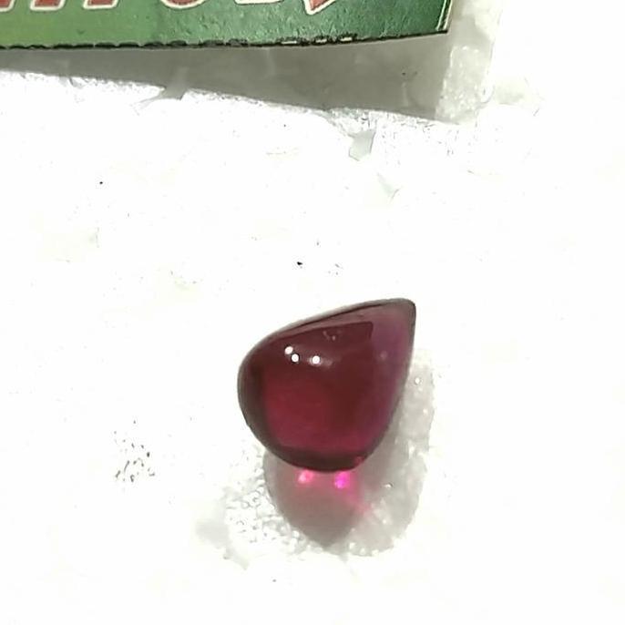 Barang antik batu lancip merah siyem 710