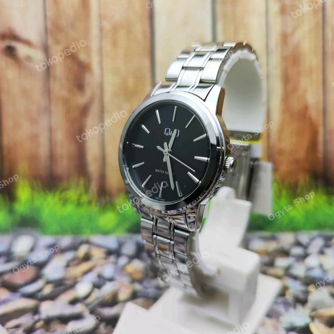Ready  Jam Tangan Wanita Q&Q QnQ QQ Analog Rantai Gold QZ71 Original