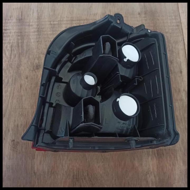 TERLARIS STOPLAMP BELAKANG DAIHATSU CERIA TAHUN 2003-2006 IMPOR 