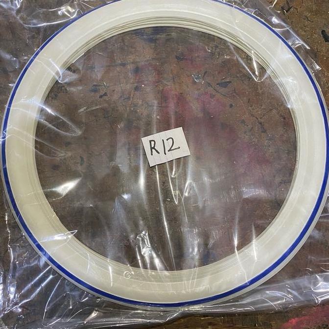 lis ban motor yamaha fazzio. list ban/white wall fazzio ring 12 Motorcycle