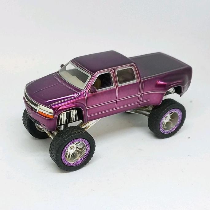 JADA '99 1999 CHEVY SILVERADO DOOLEY DUB CITY HIGH PROFILE LOOSE DIECAST 1/64 (S)