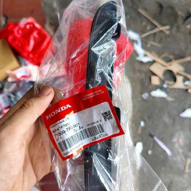 Tutup Cover Kisi Kisi Garnis Garnish Intake Bumper Bemper Belakang Honda Jazz RS GE8 2008 2009 2010 