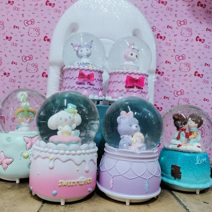 SNOWBALL BOLA KRISTAL SANRIO,KOTAK MUSIK SALJU LAMPU berputar salju