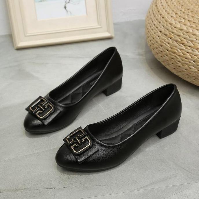 TERBARU  SEPATU WEDGES KERJA WANITA GIO SAVERINO SEPATU HITAM WANITA TERBARU 