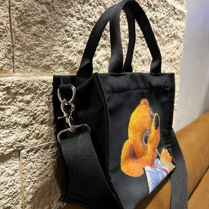 Lylia Doodwear Tas Kanvas "Cool Bear" Bahan Kanvas Ringan Tebal Ukuran 20cm x 25cm x 12cm Muat Ipad 