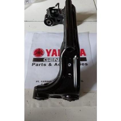 Engine Bracket Comp Xmax / B74-F1400-02