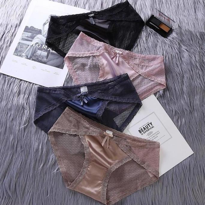 Celana Dalam Wanita Satin Sutra Renda Pinggang Tengah