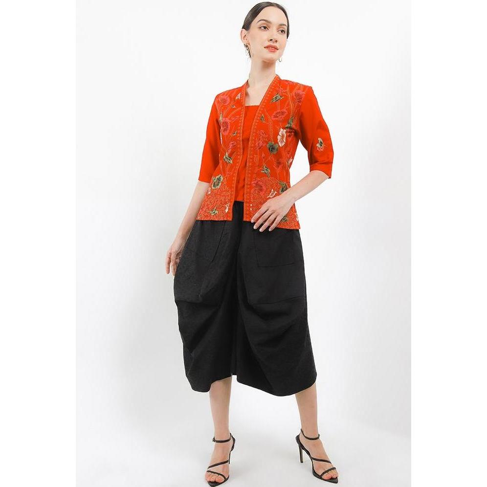 Batik First Batik Kebaya Classic 3/4 - length Sleeves