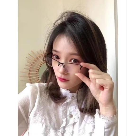 Kacamata Baca dan Jalan Lensa Plus Progresif Photocromic Orinal Optik Frame Hal Frame Titanium Asli 