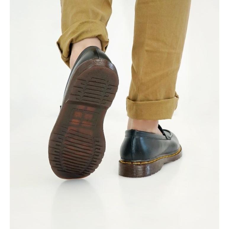 Terbaru Sepatu Pantofel Pria Sepatu Slip On Pria Sepatu Penny Loafer Docmart Sepatu Kerja Pria Keren
