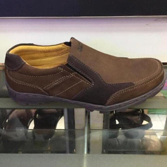 Sepatu Flat Kasual Pria Sepatu Kulit Gats TO 2206 - Brown