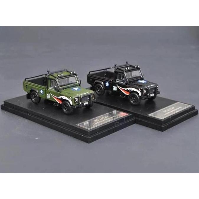 1/64 MASTER LAND ROVER DEFENDER 110 PICKUP DIECAST MOBIL