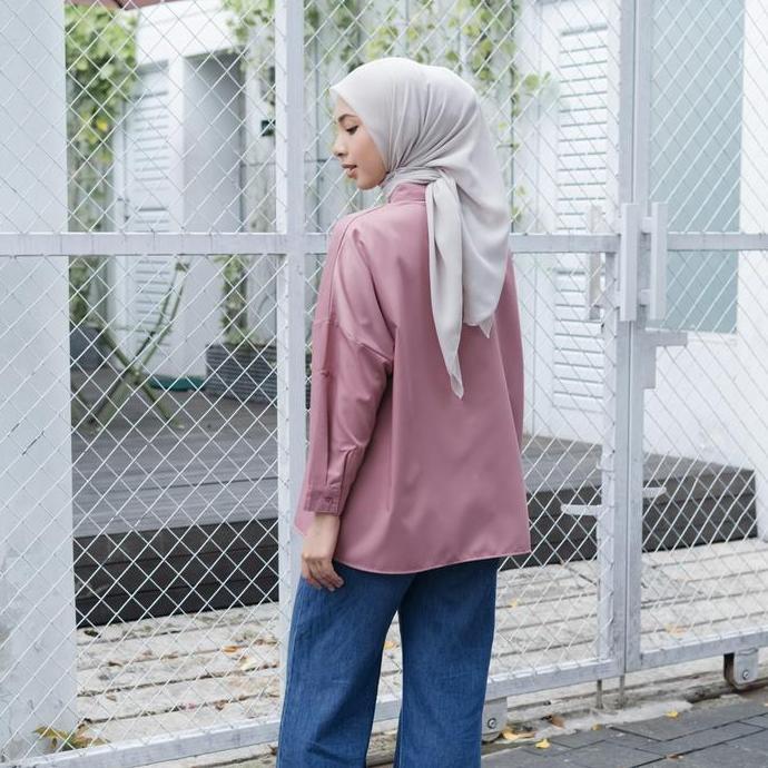 Ixora Wren Oversized Shirt - Kemeja Wanita Oversize Blouse BerKancing Atasan Lengan Panjang Baju Ker