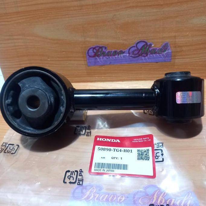 Engine Mounting Belakang Mobilio, Brio Manual Original